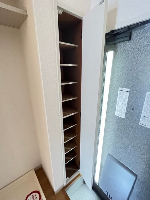 物件内観写真14　(靴箱)
