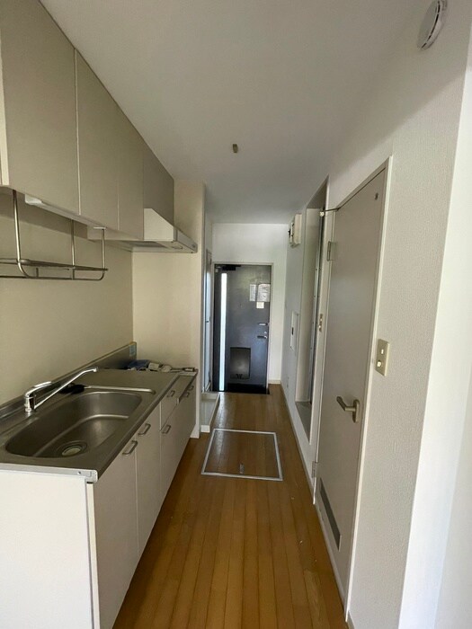 物件内観写真20　(廊下)