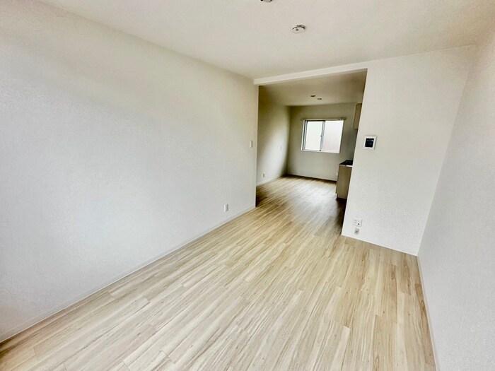 物件内観写真8　(居室)