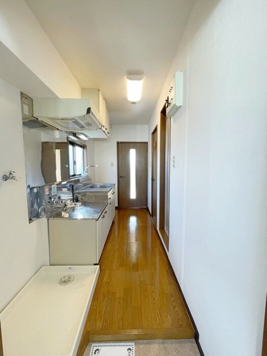 物件内観写真15　(廊下)