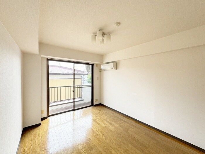 物件内観写真22　(居室)