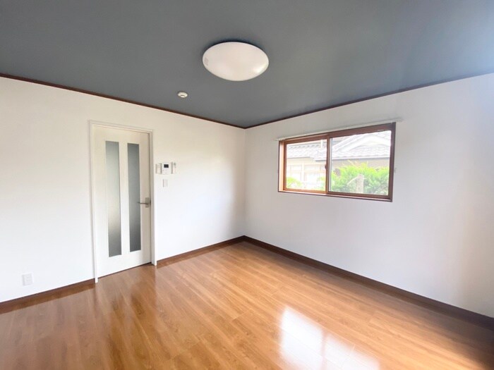 物件内観写真9　(居室)