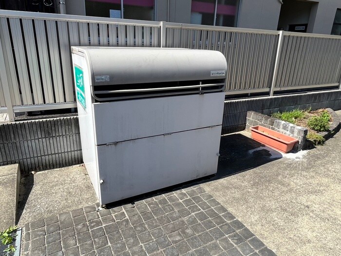 物件外観写真6　(建物設備)