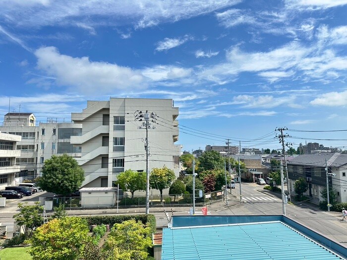 物件内観写真19　(室内からの展望)