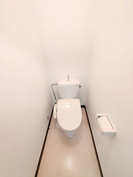 物件内観写真10　(トイレ)