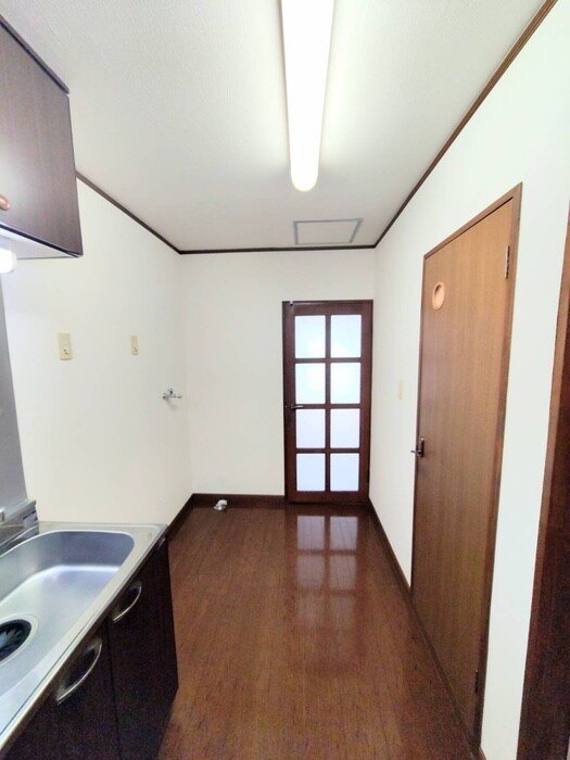 物件内観写真18　(廊下)