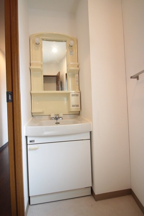 物件内観写真12　(洗面)