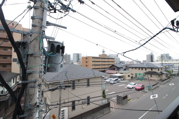 物件内観写真19　(室内からの展望)