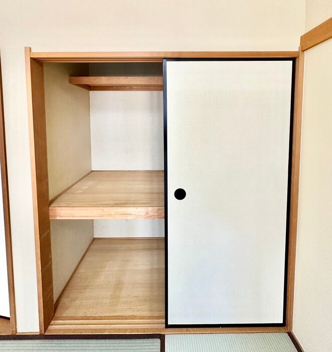 物件内観写真11　(収納)