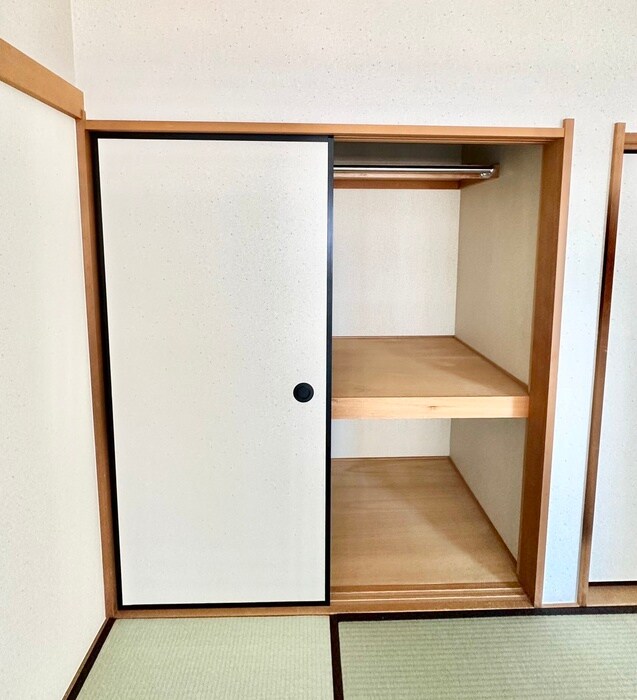 物件内観写真11　(収納)