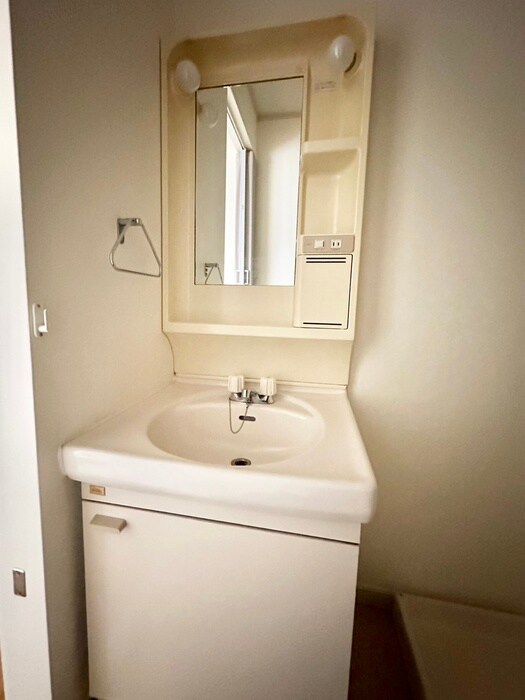 物件内観写真17　(洗面)