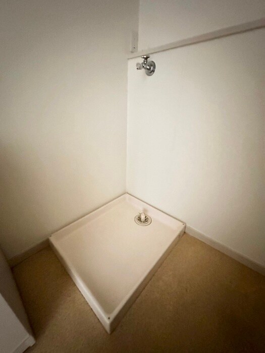 物件内観写真21　(洗濯機置場)