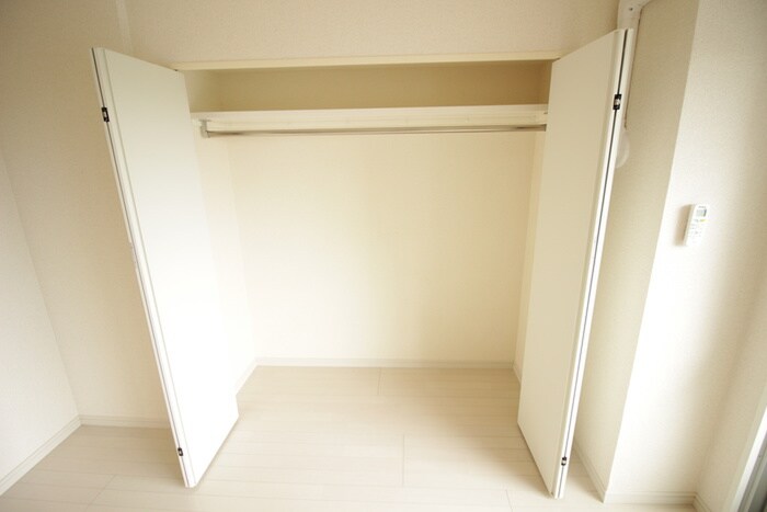 物件内観写真11　(収納)