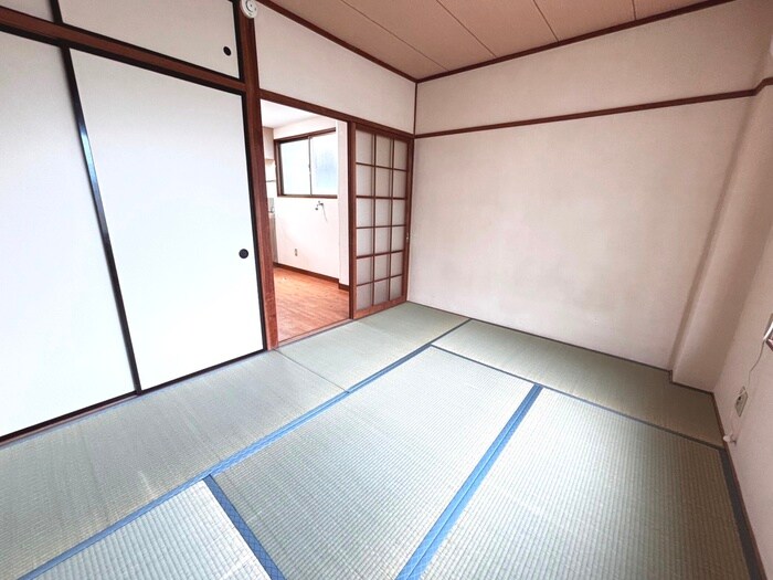 物件内観写真8　(居室)