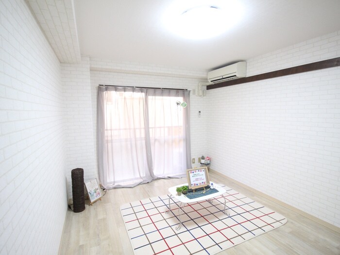 物件内観写真7　(居室)