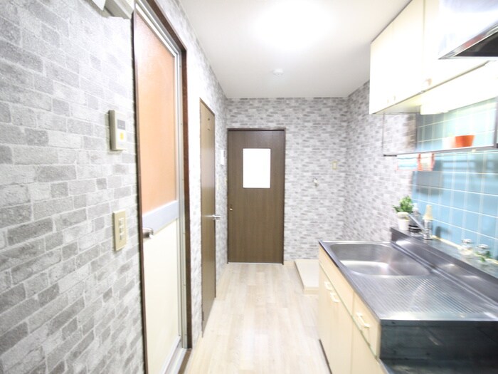 物件内観写真15　(廊下)