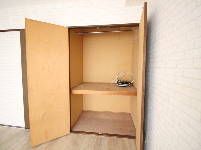 物件内観写真18　(収納)