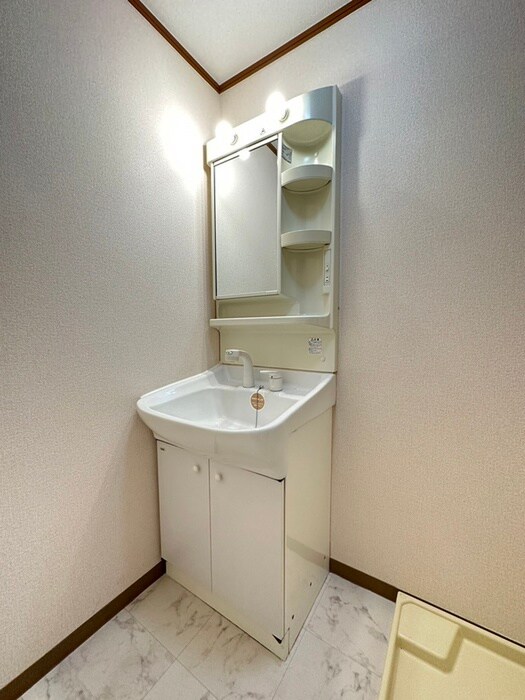 物件内観写真12　(洗面)