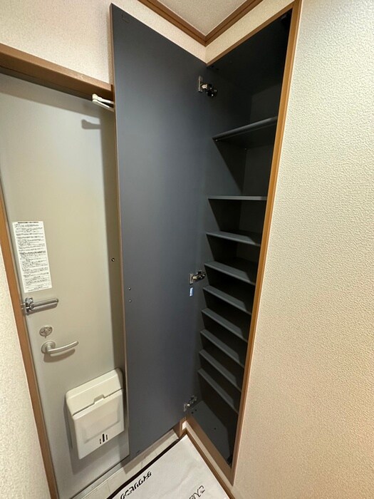 物件内観写真16　(靴箱)
