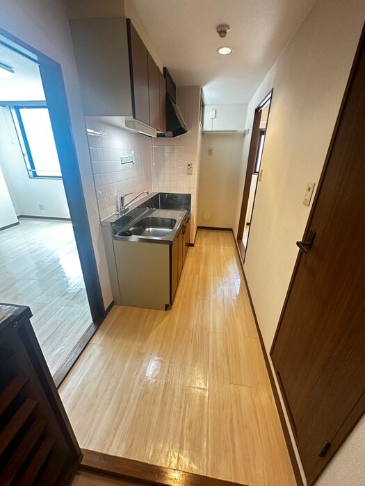 物件内観写真17　(廊下)