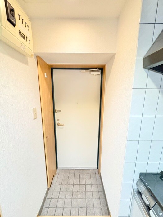 物件内観写真19　(玄関)