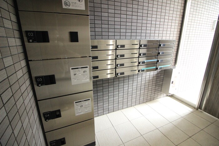 物件外観写真6　(建物設備)