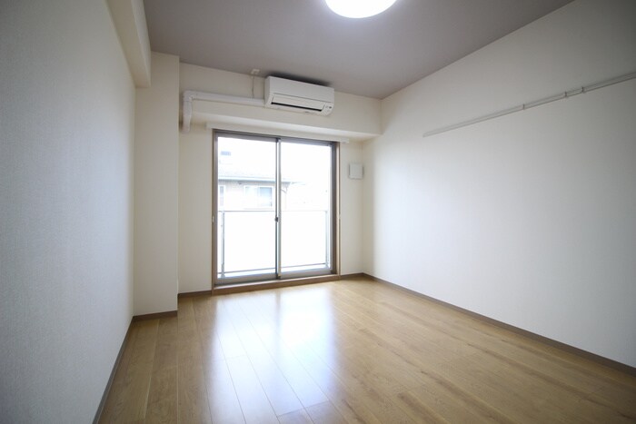 物件内観写真16　(居室)