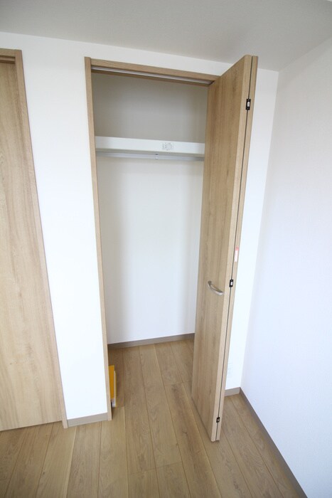 物件内観写真17　(収納)