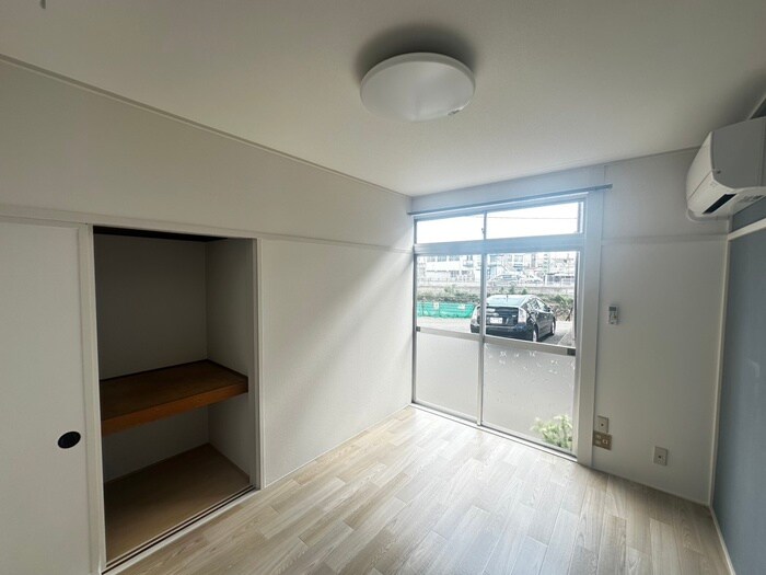 物件内観写真10　(居室)