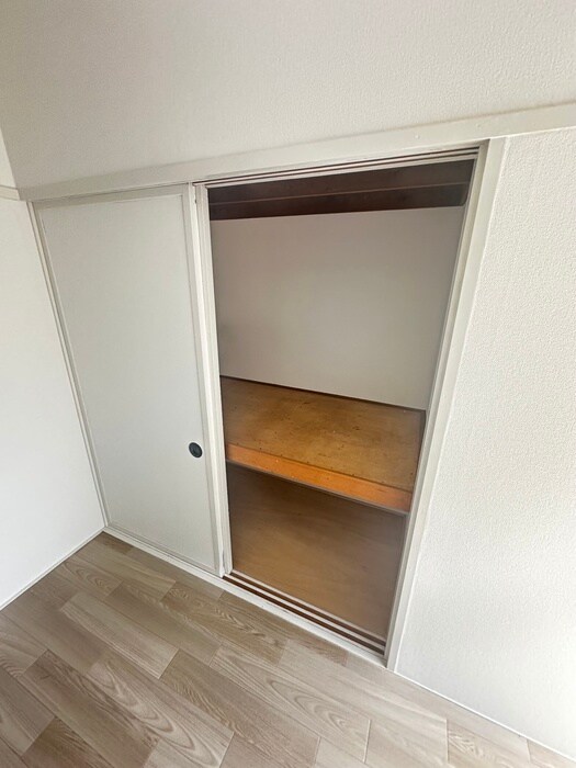 物件内観写真11　(収納)
