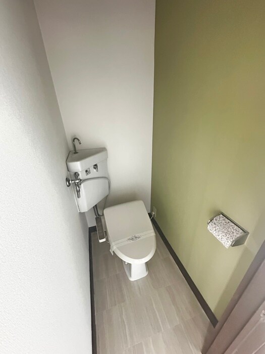 物件内観写真14　(トイレ)