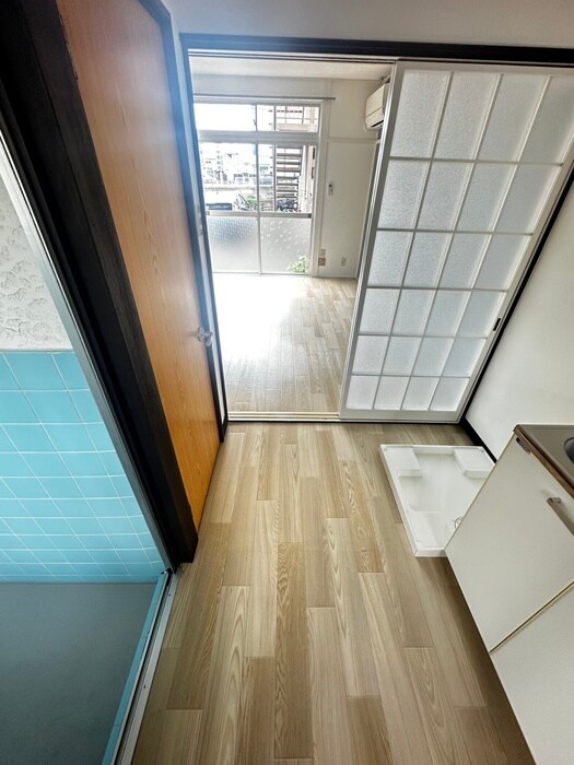 物件内観写真15　(洗濯機置場)