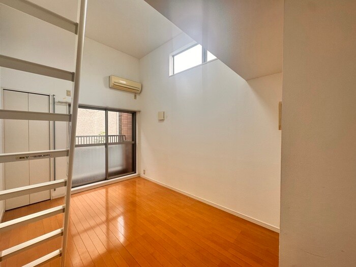 物件内観写真8　(居室)