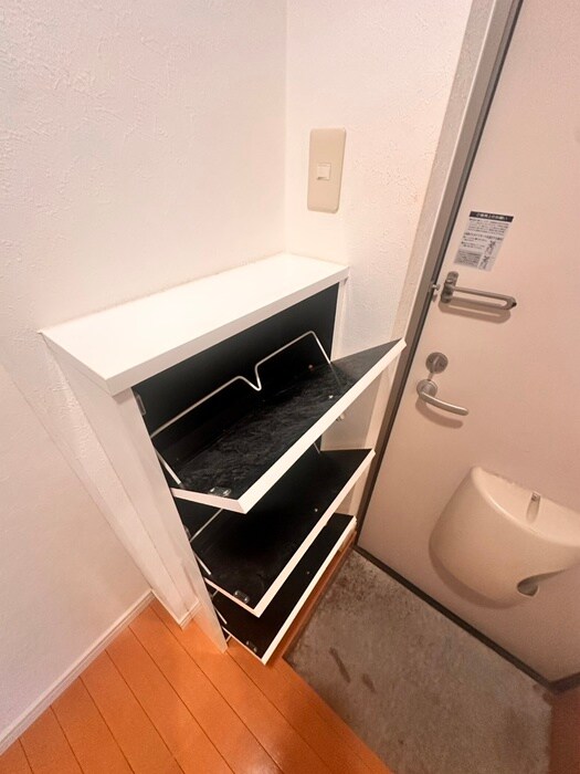 物件内観写真18　(靴箱)