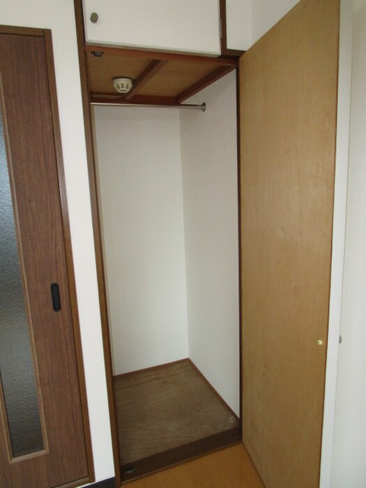 物件内観写真11　(収納)