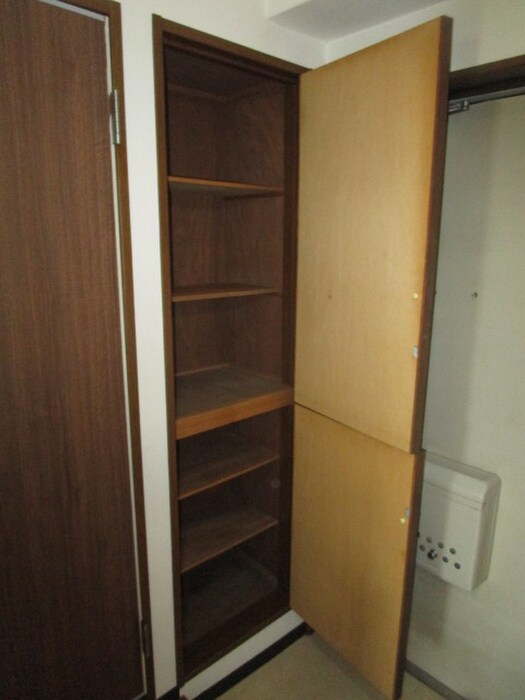 物件内観写真18　(靴箱)