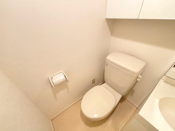 物件内観写真15　(トイレ)