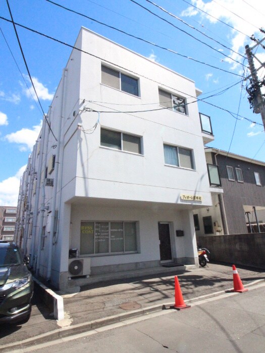 物件外観写真6　(エントランス部分)