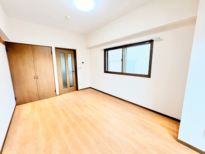 物件内観写真10　(居室)