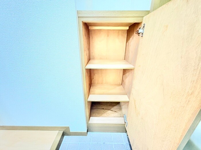 物件内観写真16　(収納)