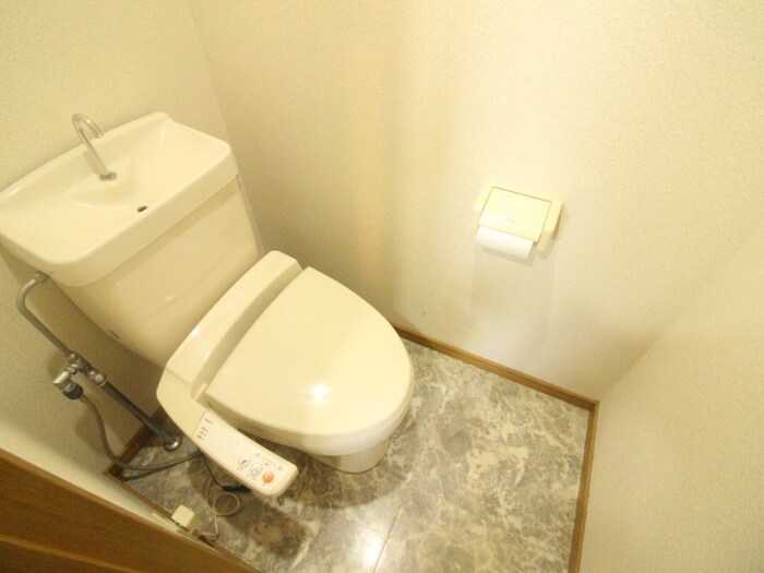 物件内観写真13　(トイレ)