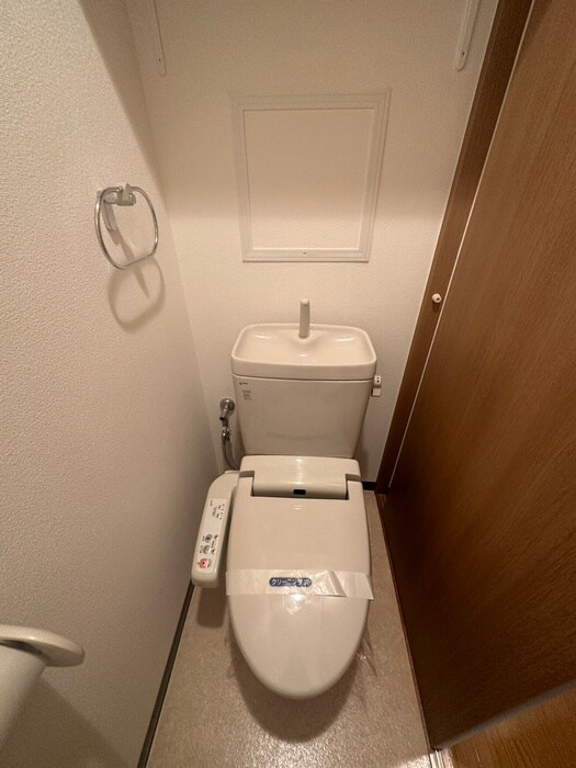 物件内観写真15　(トイレ)