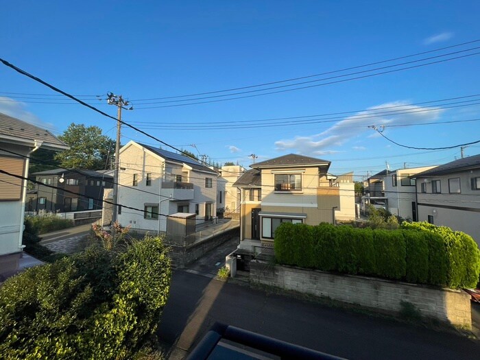 物件内観写真20　(室内からの展望)