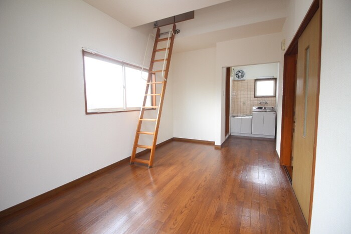 物件内観写真7　(居室)