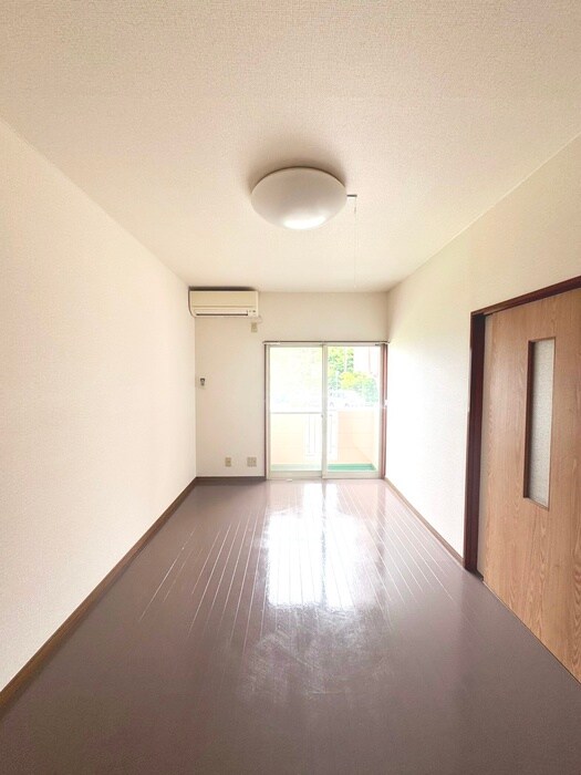 物件内観写真21　(居室)