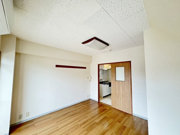 物件内観写真18　(居室)