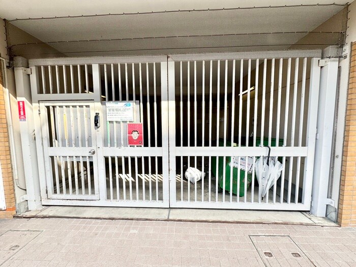 物件外観写真4　(建物設備)