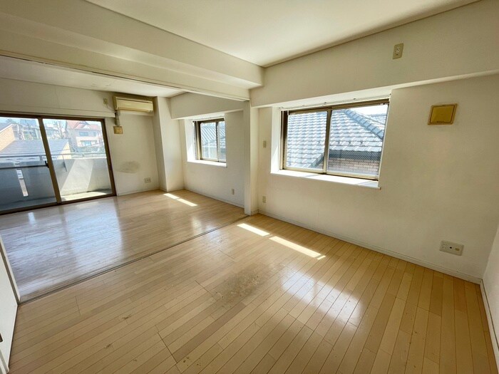 物件内観写真9　(居室)