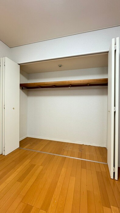 物件内観写真10　(収納)