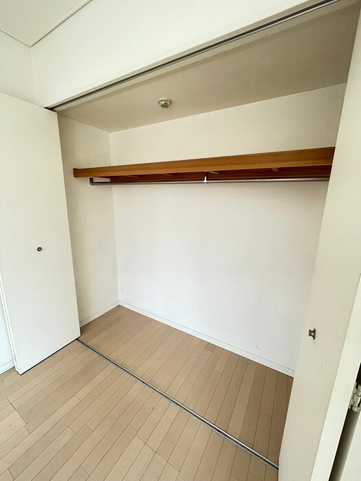 物件内観写真10　(収納)
